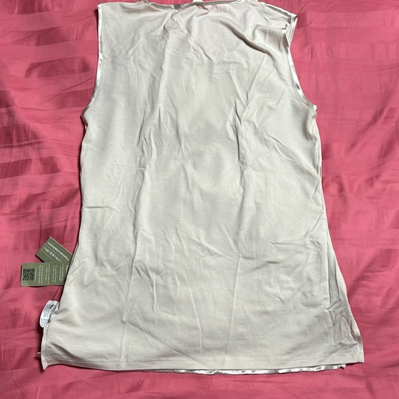NWT intimissimi champagne silk sleeveless top small - Picture 7 of 10